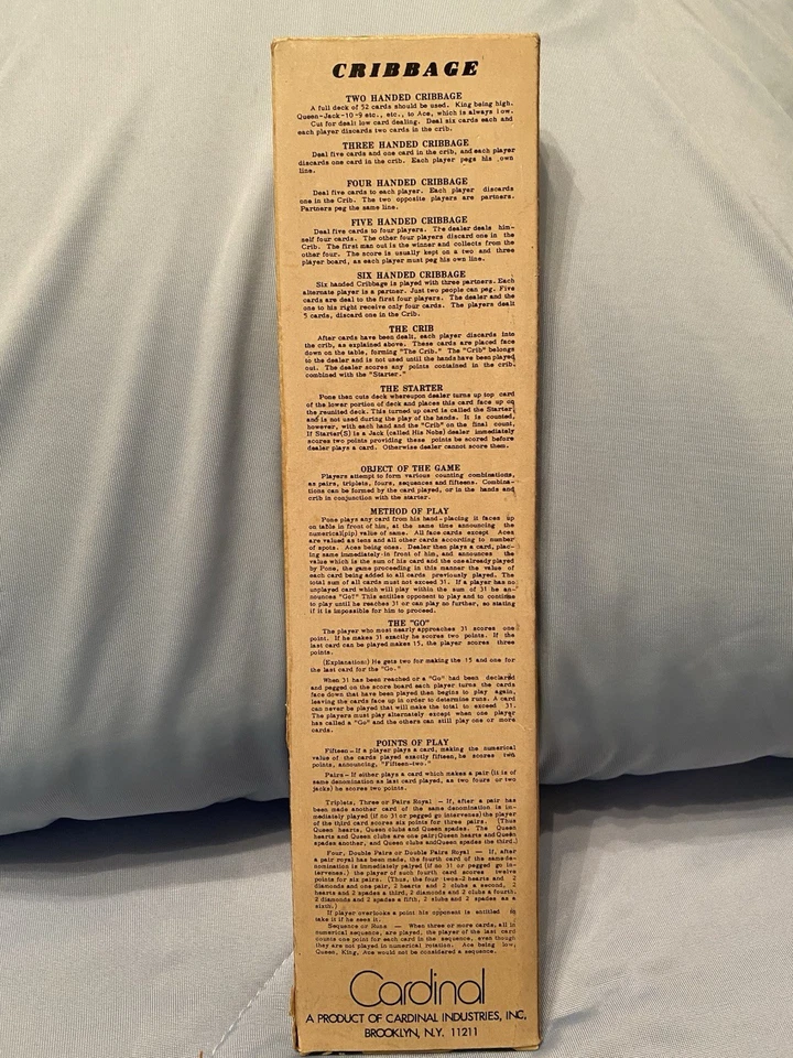 Vintage Cardinal's Wood Cribbage Board, Red & Blue Pegs - Image 2 of 4