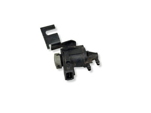 Volkswagen PASSAT B5 1998 kW Turbolader Druckwandler Magnetventil BVV1461