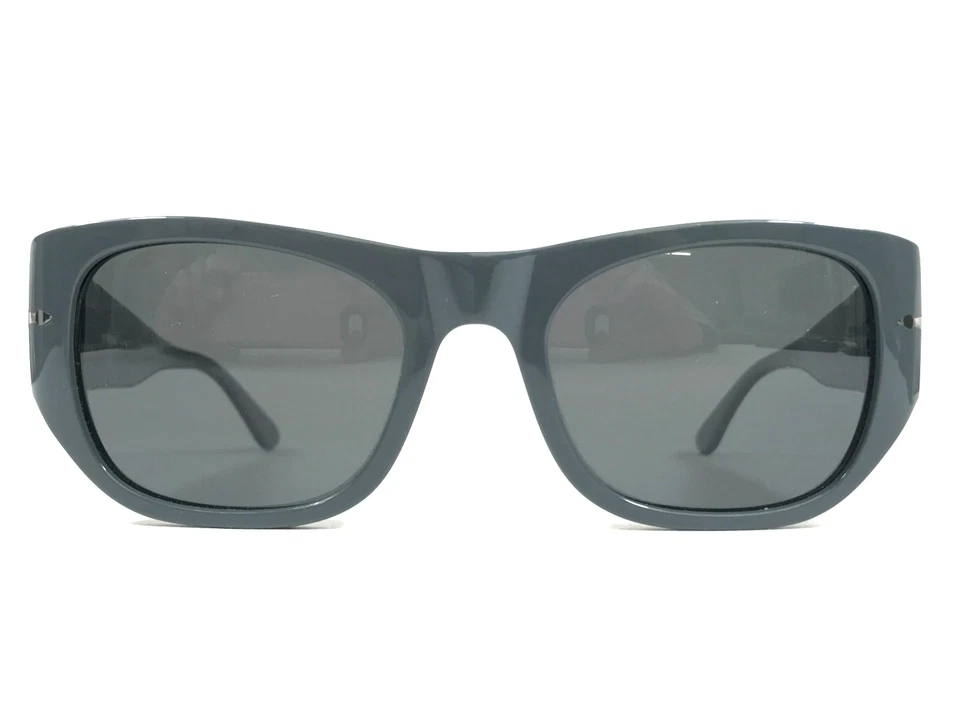 Gafas de sol Persol 3308-S 1173/48 gris brillante marcos cuadrados con gris oscuro polarizado Foto 3 de 4