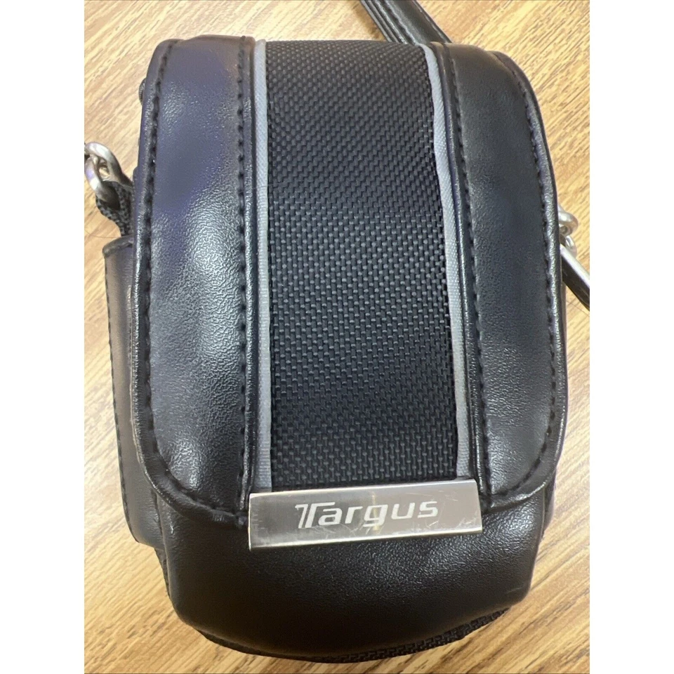 Targus Estuche de Transporte de Lente de Cuero Negro Estuche para Cámara Digital TPT 024-10 Foto 2 de 4