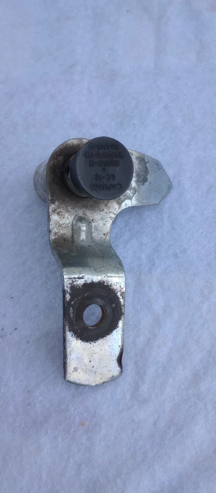 Manivela de cambio con tapa Cub Cadet RT-65 (falta pasador espiral) 686-0109A Foto 2 de 4