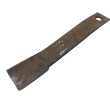 Alamo 8588A Rotary Cutter / Mower Blade 26-1/4” Length - 4” Wide - 1/2” Thick