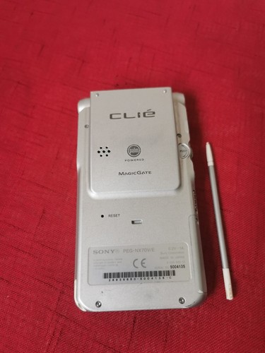 Sony Clié PEG NX70V non testé - Zdjęcie 3 z 7