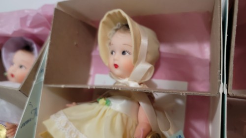 Madame Alexander Dionne Quintuplets Collection 75th Anniversary Dolls w Tag Box - Picture 5 of 8