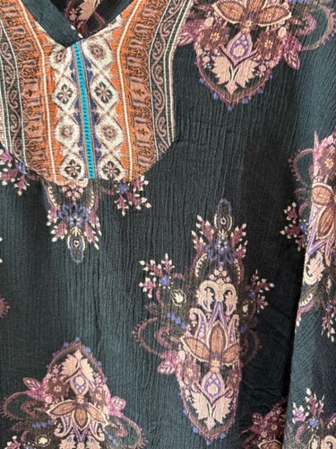 O'Neill Women’s Medium Black w/Floral & Aztec Print Boho Top - Picture 3 of 5