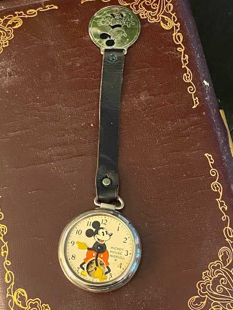 часы интерьерные 1933 Ingersoll Mickey Mouse