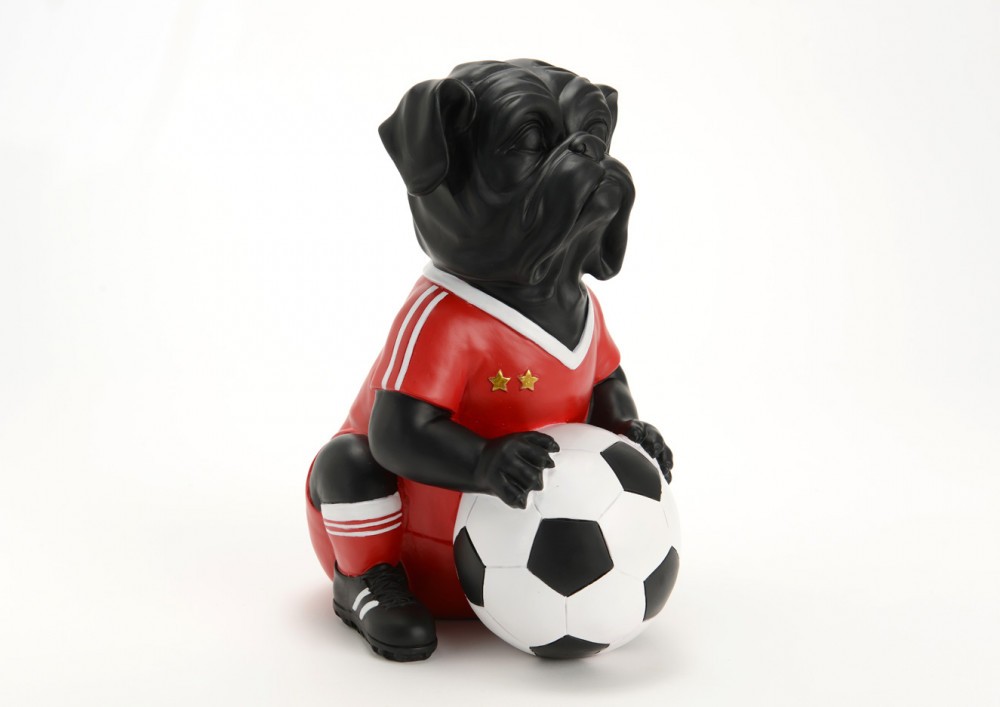 Chien footballeur en résine 24x18 cm statuette déco pour salon