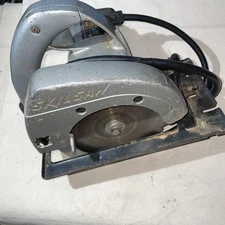 Skilsaw Circular Saw 5 1/2" Made In USA 9 Amps Tested and Works VTG