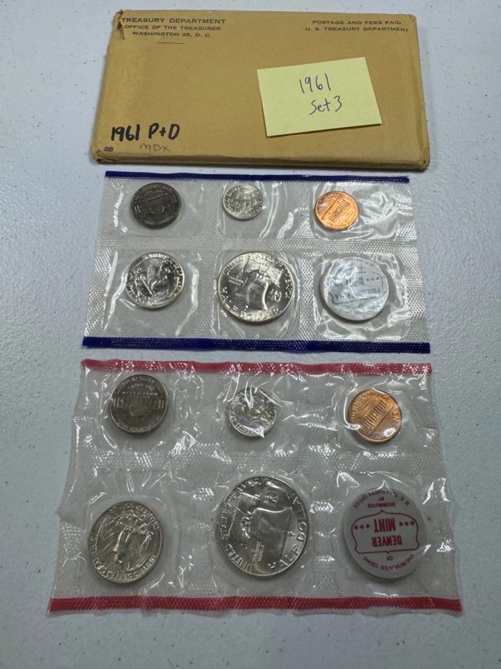 (1) 1961  US MINT SILVER P & D Set,  in all OGP,   w/ 90%  SILVER COINS,   SET 3 - Image 4 of 4