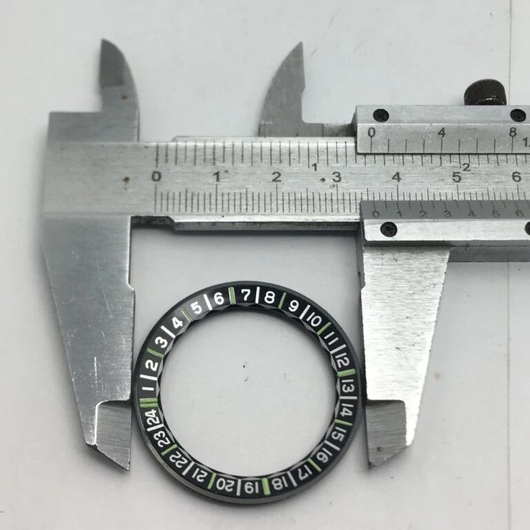 Reloj Orient World Diver Y469622-7A Bisel Anillo Interior Nuevo de Lote Antiguo Foto 3 de 4