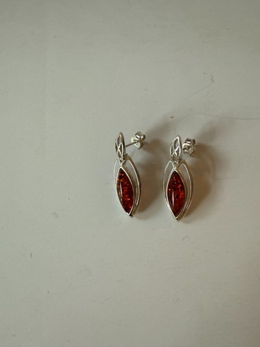 Amazing Sterling Silver & Amber Pendant & Earrings Set - Picture 3 of 3