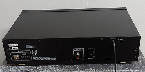 Sintonizador Harman Kardon TU950 RDS de gama alta - Imagen 2 de 3