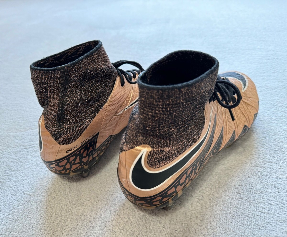 Nike Hypervenom Phantom II ACC SG Pro 2015 Football Boots Soccer