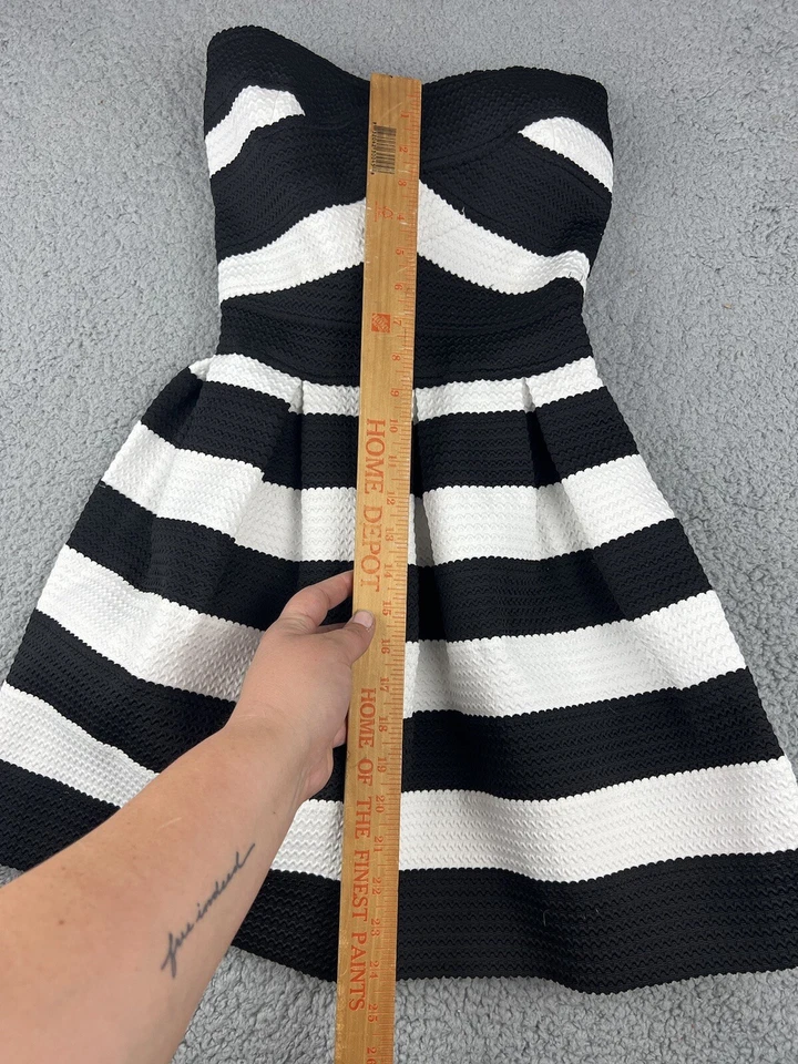 Vestido River Island Mujer US 4 UK 8 Sin Tirantes Formal Negro Blanco Viaje Crucero Foto 4 de 4