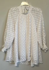 DR2 White Blouse. Size. XL. Lined.