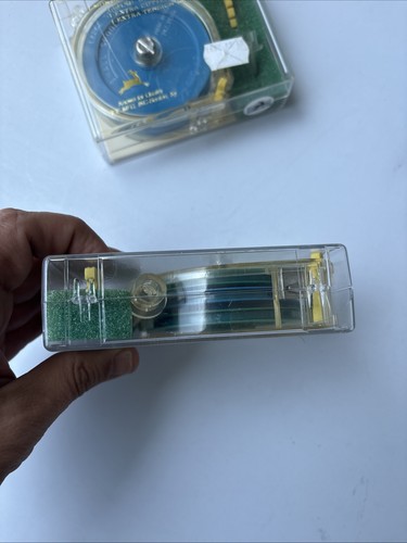 ROE MFG. Mulinello Monofilamento Dispensore Pesca a Mosca Lotto 2 Nuovi Raro  - Foto 9 di 10