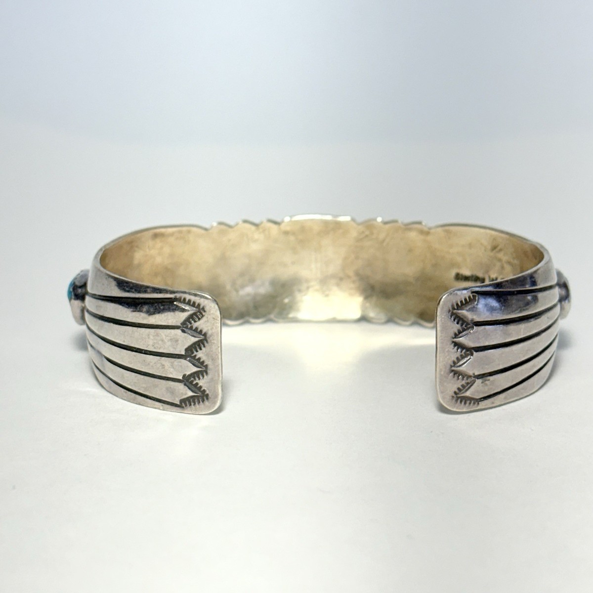Wilbert Benally Navajo Sterling Silver Turquoise 17mm 6.75