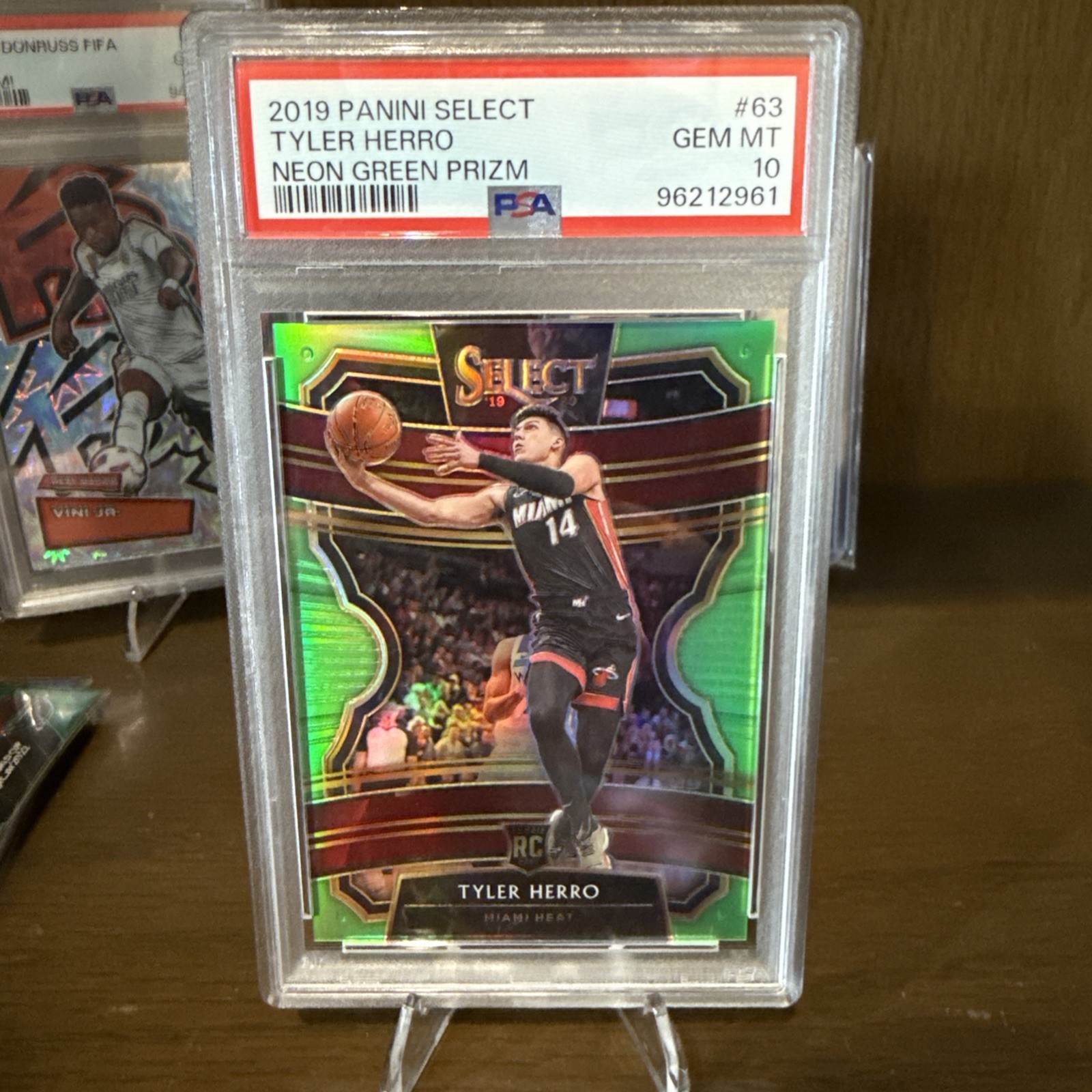 #/75 Tyler Herro PSA 10 GEM MINT 2019-20 Panini Select Neon Green Prizms RC #63