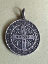 Antyczny medal Benedykta 22mm - 19. Jhd srebrny wisiorek ochronny egzorcyzm