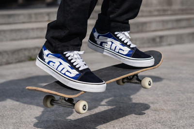 Vans Old Skool Jumbo Sneaker, Blue White Men's 9 Women's 10.5 Skate Casual Shoe