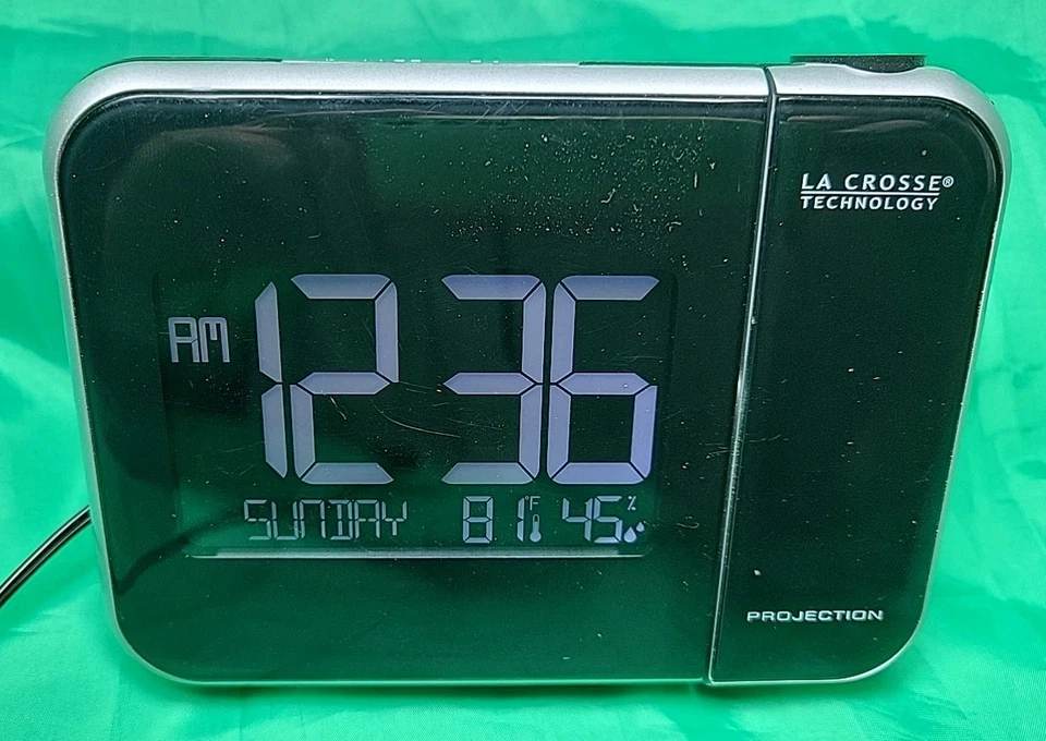 La Crosse Technology Projection Alarm Clock with Indoor Temp Humidity Backlight - Image 2 of 4