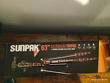 Sunpak TravelLite Pro 63 in Aluminum Tripod Ball Head Reverse Folding Legs 12 lb