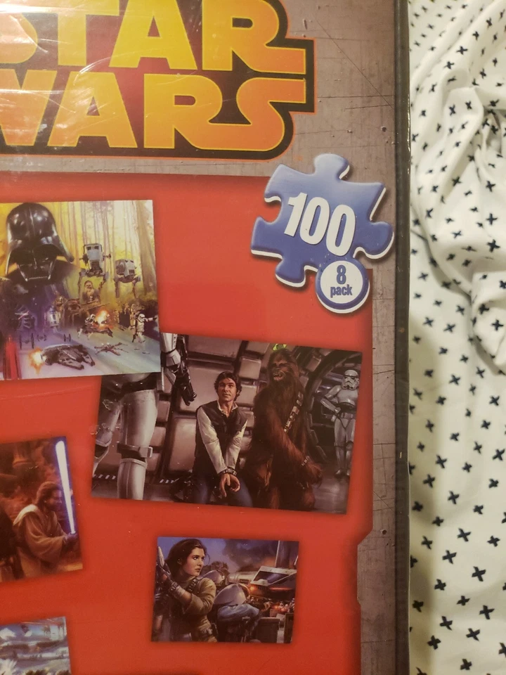 Paquete de 8 rompecabezas Disney Star Wars sellado de fábrica 800 piezas en total Foto 3 de 4