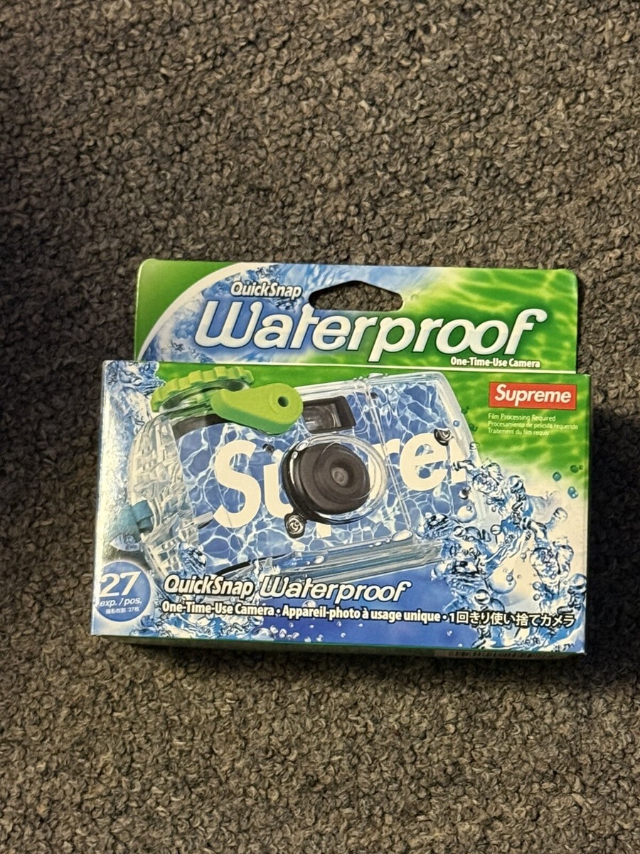 新品未使用Supreme Fuji Film Waterproof Camera Supreme x FujiFilm Waterproof Camera – SneakersClinic