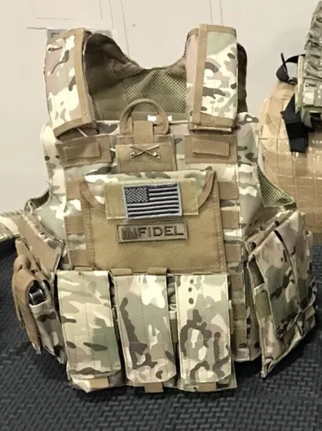 Multicam Tactical Vest Plate Carrier Adjustable. Pouches Included