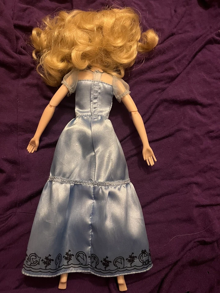 Muñeca Disney Alicia en el País de las Maravillas Muñeca de Película - 2010 Coleccionista de Cine Tim Burton Foto 3 de 3