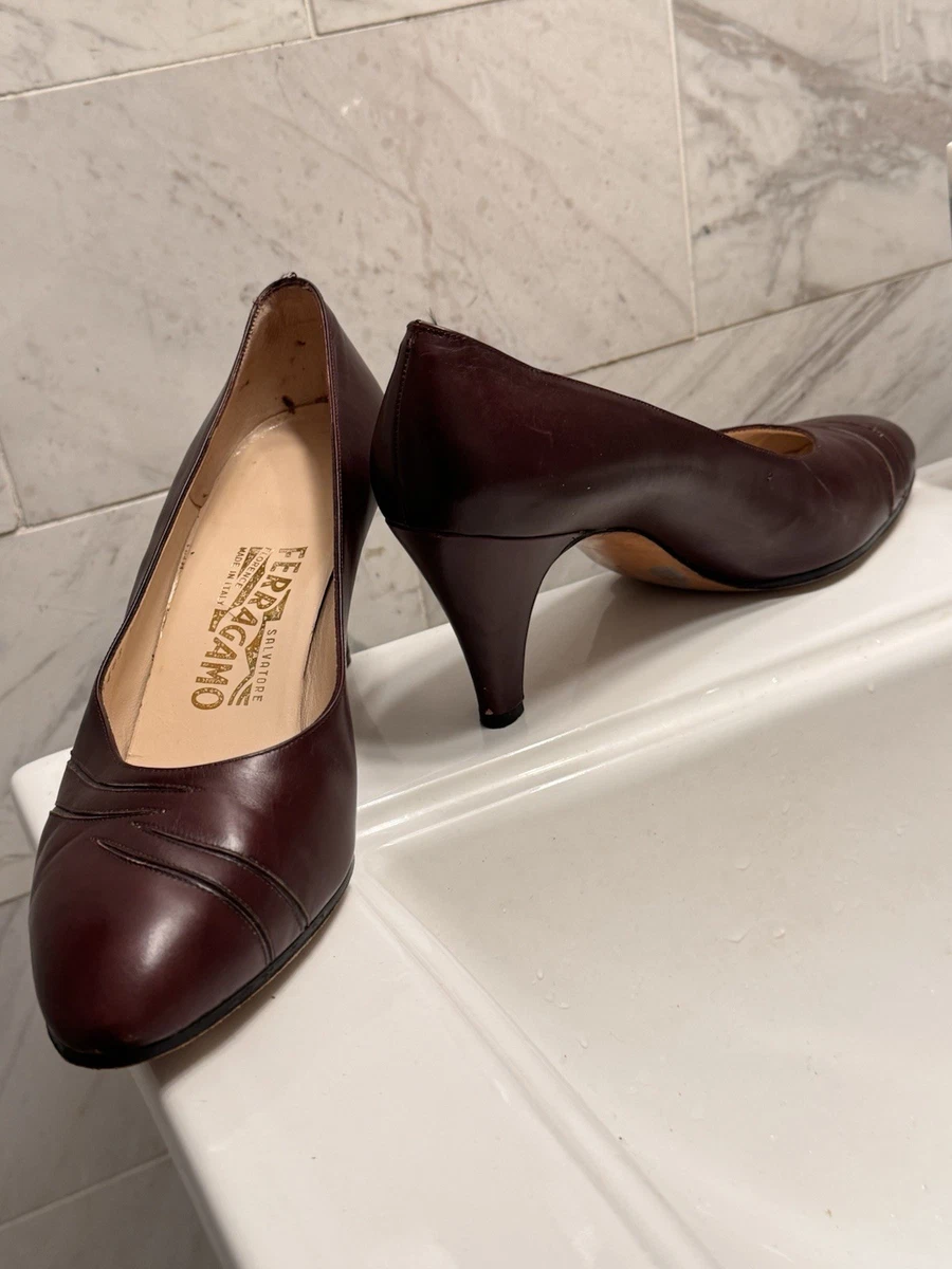 Salvatore Ferragamo Women's Vintage 7.5 Women's US Shoe Size for