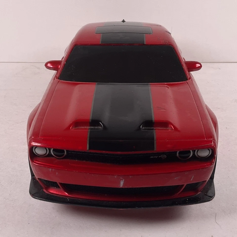 JADA 1:16 2019 Dodge Challenge SRT Hellcat Red R/C Remote Control Car for PARTS - Image 4 of 4