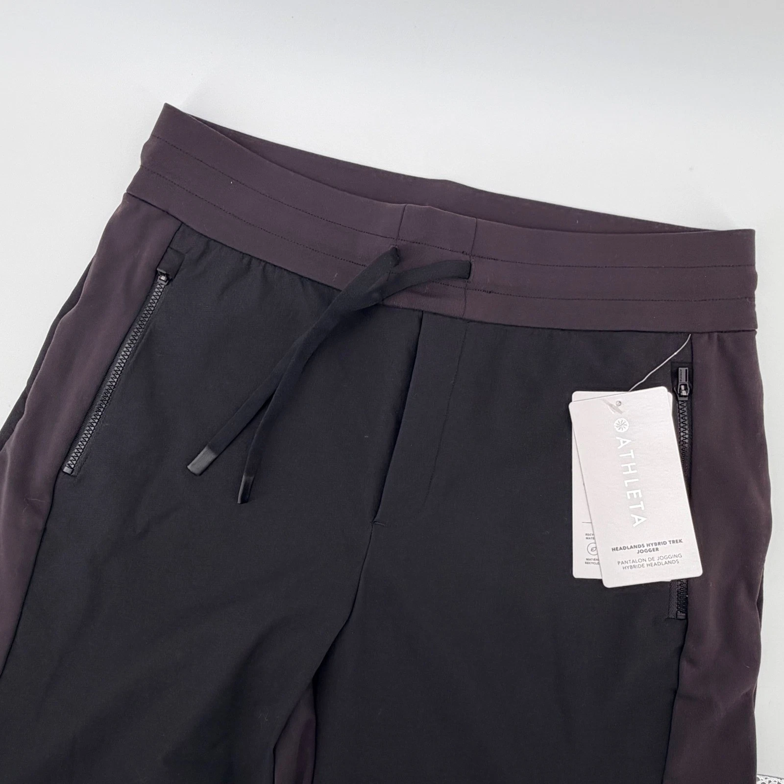 Athleta Headlands Hybrid Trek Jogger Size 8 Hiking Travel Pants Black NEW
Opens in a new window or t