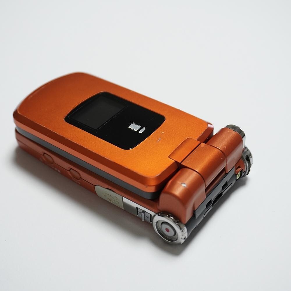 Docomo Foma P900Iv Panasonic Final Fantasy Vii Cloud Phone Orange