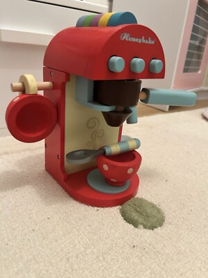 Le Toy Van Honeybake Wooden Coffee Espresso Maker Machine