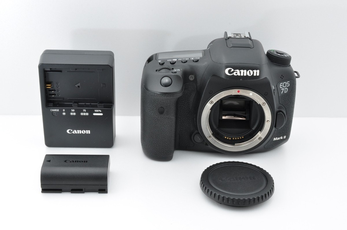 Near MINT sc:22672 (11%)] Canon EOS 7D Mark II 20.2MP DSLR from