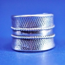 Size 5.5, vintage Sterling silver handmade ribbed ring, 925 statement band