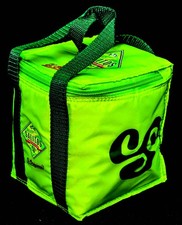Salitos Mini-K&uuml;hltasche Dosenk&uuml;hltasche Strandk&uuml;hltasche Klein Gr&uuml;n isoliert