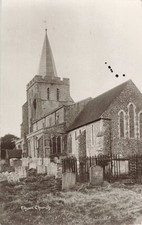 ELHAM CHURCH, KENT - OLD REAL PHOTO POSTCARD (ref 2622/24)