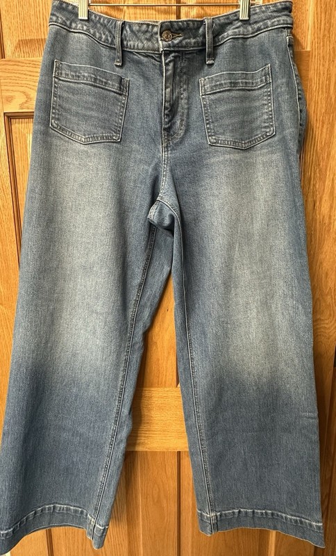 Maurices Jeans Women's 16W Blue Wide Leg Regular High Rise Stretch Denim NWOT