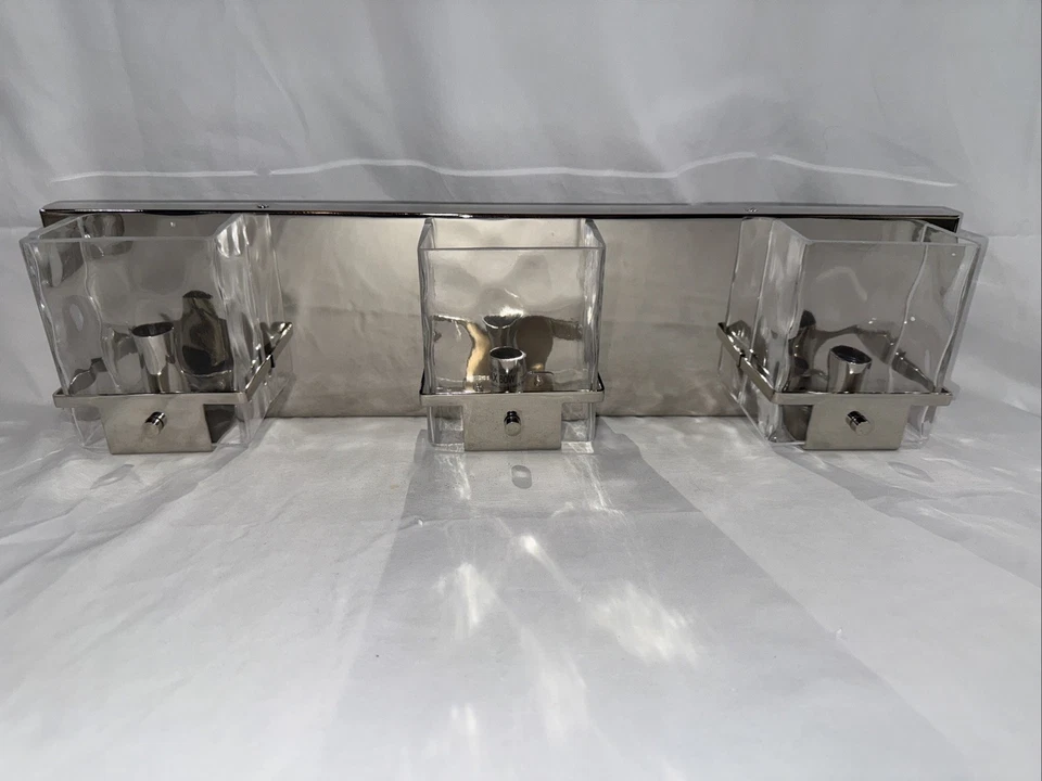 ARTCRAFT NEW IN BOX AC11573PN WILTSHIRE 3-LIGHT WALL LIGHT - POLISHED NICKEL - Image 3 of 4