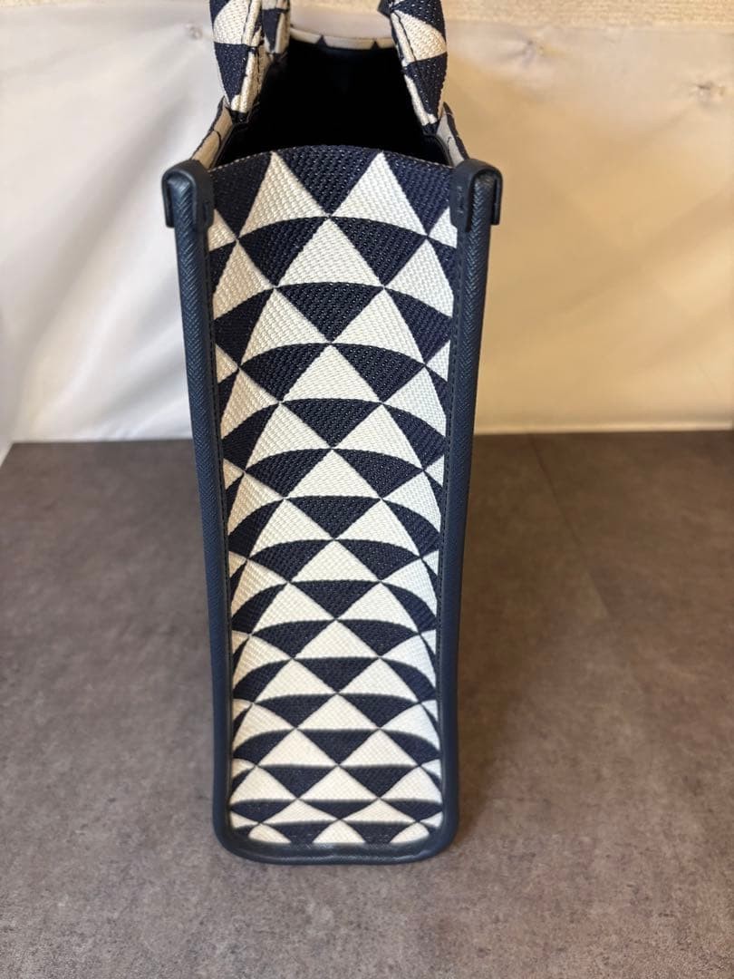 PRADA triangle pattern handbag 213532 - image 7
