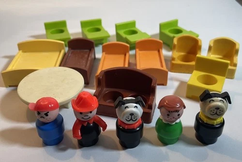 Assorted Lot –Vintage Fisher Price Little People  + Figures + Furniture – Class