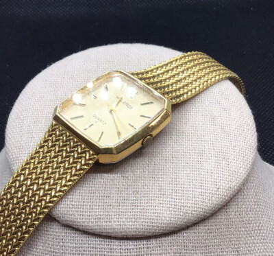 Vintage Mens Helbros Wrist Watch 