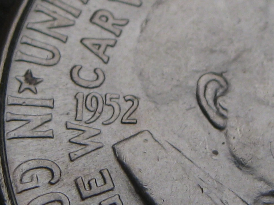 BU 1952 Washington/Carver US Commemorative Half Dollar. #9 - Image 3 of 4