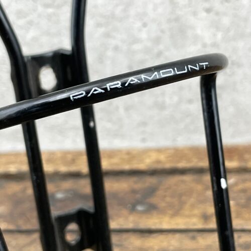 Cannibal XC Black Skin - Porte-bidon VTT En Matière Bio - Compatible Bouteille 74mm - Léger 34g - 4