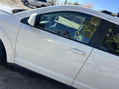 (LOCAL PICKUP ONLY)  Driver Front Door Electric Automatic Up And Down Fits 09-10