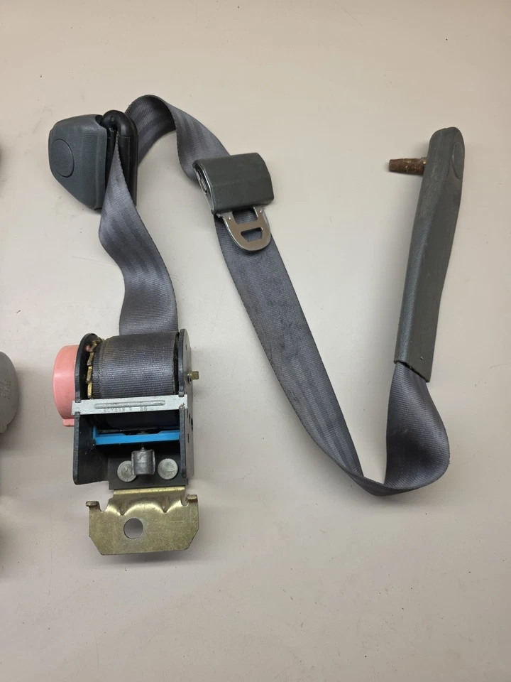 Par de cinturones de seguridad grises para conductor y pasajero Jeep Comanche MJ 86-92 OEM Foto 2 de 4