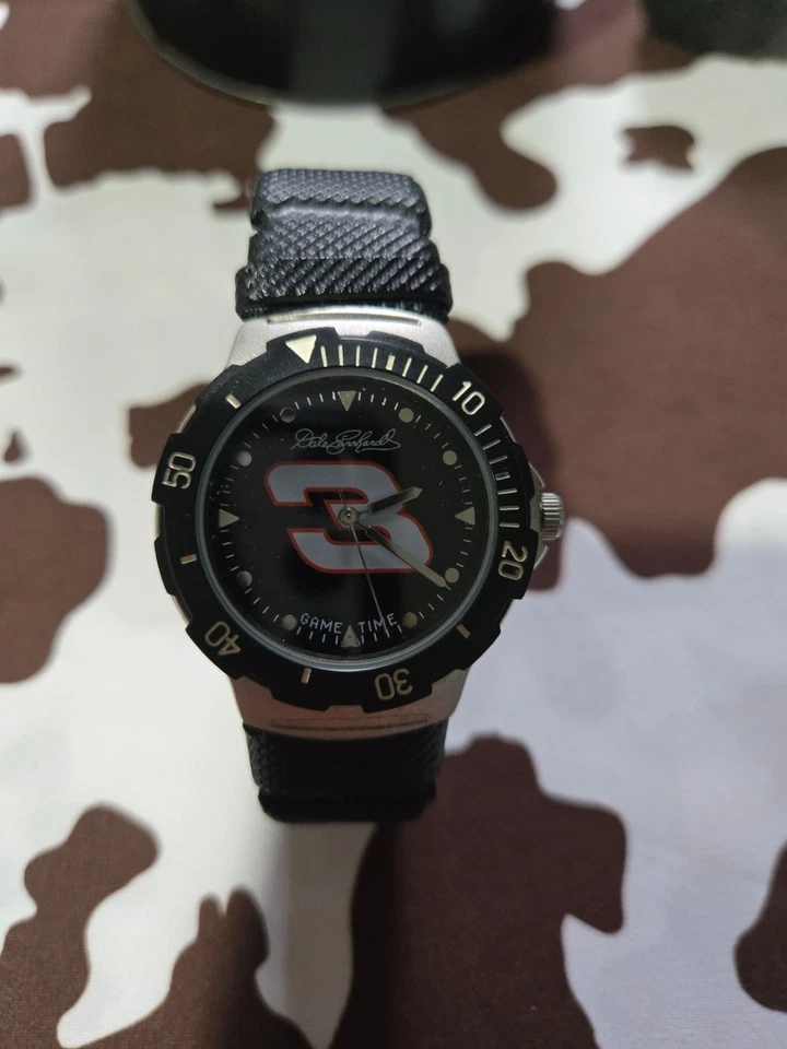 Dale Earnhardt Collectors腕表 — 第 3/4 张图片