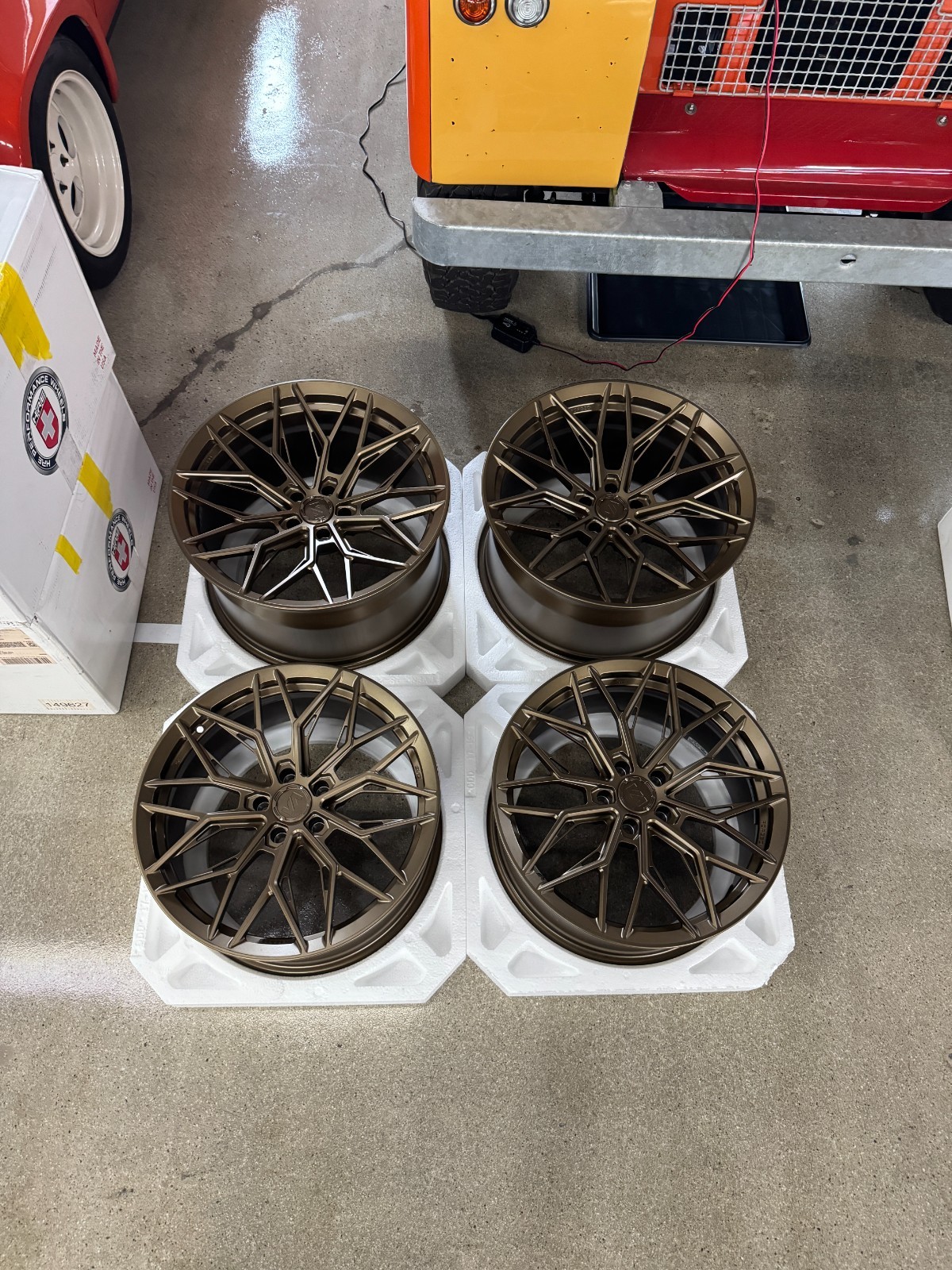 Variant MAXIM Forged Wheels – McLaren Fitment – 19/20 Staggered – 5x112
